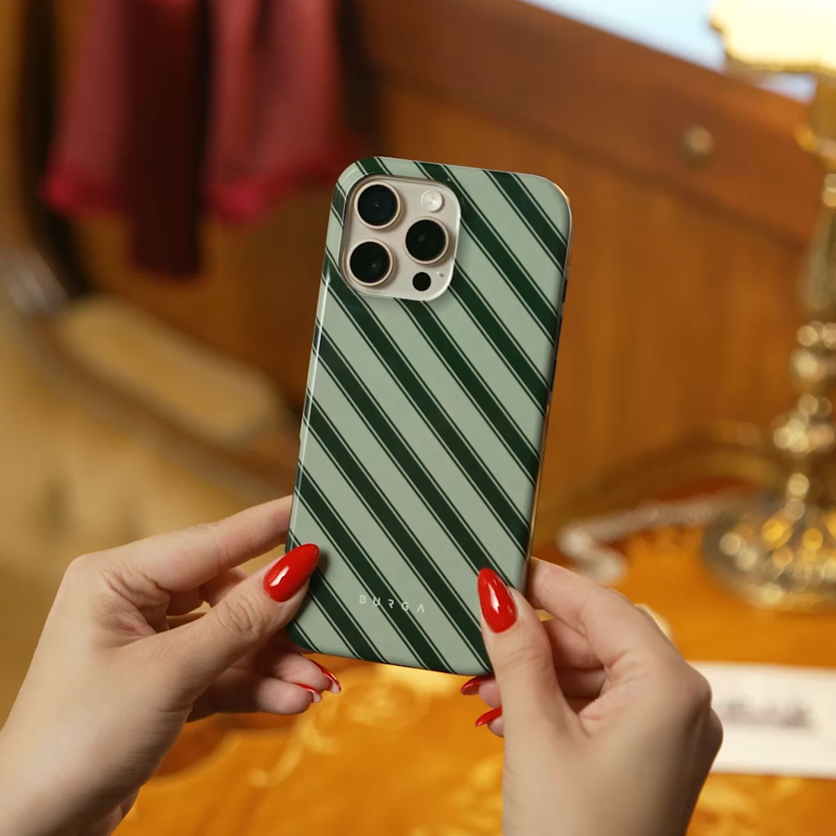 Wrapped - Xiaomi 17 Ultra Case